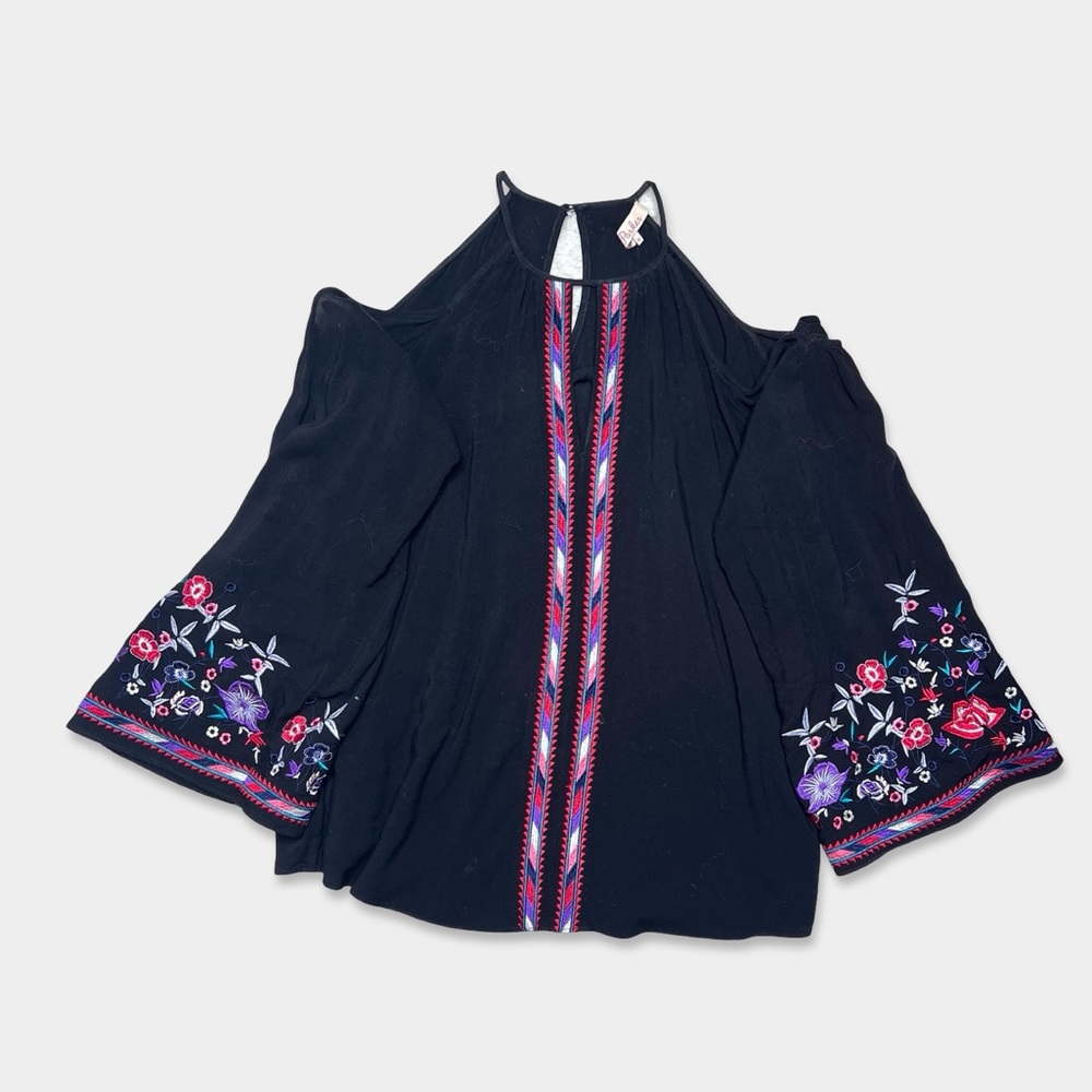 PARKER Blouse Size XS Black Color Multicolor Embroidery Cold Shoulder GUC